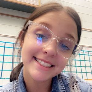 Meet your Posher, Kacey